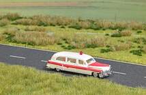 Produktbild Busch Cadillac Station Wagon »Ambulance«