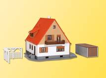 Kibri Einfamilienhaus mit Terrasse,Garage und Pergola - 1